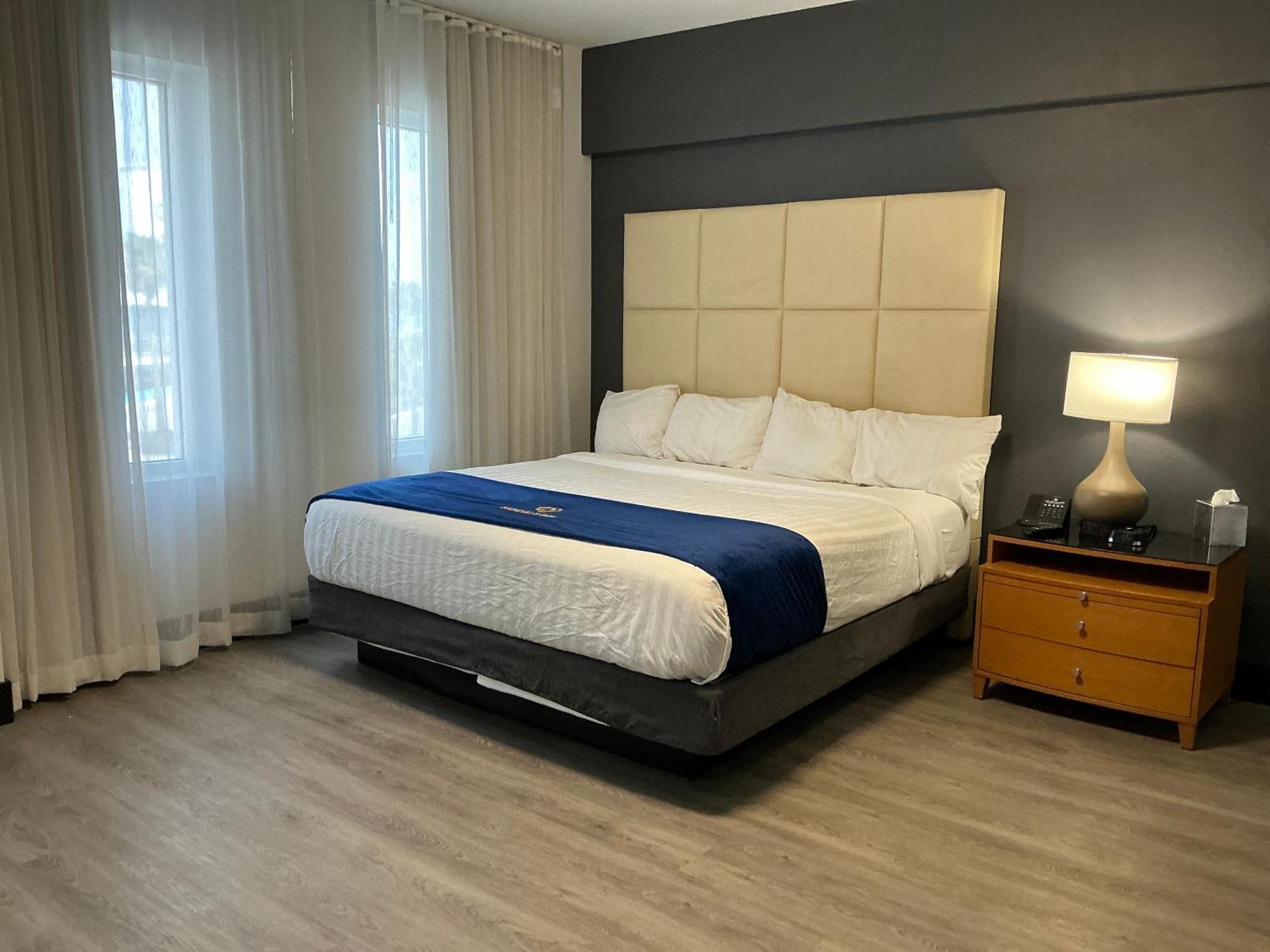 Streamline Hotel In Παραλία Ντειτόνα Εξωτερικό φωτογραφία